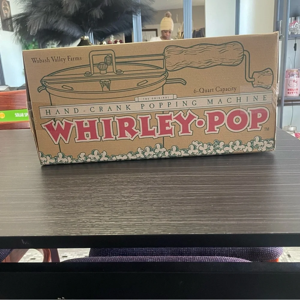 NWT Hand-Crank Popcorn Maker - Silver - Picture 2 of 2